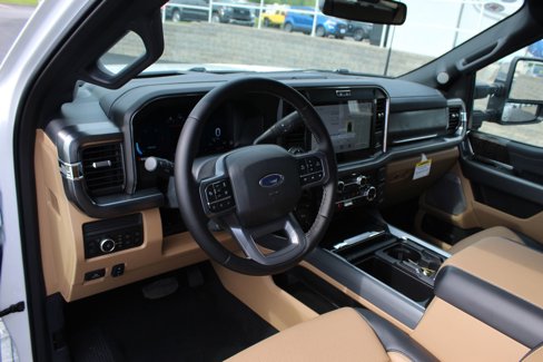 New 2025 Ford F350 Lariat w/ Lariat Ultimate Package image 18