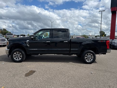 Used 2018 Ford F250 XLT w/ XLT Premium Package image 2