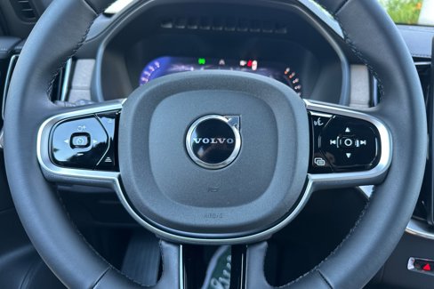 New 2026 Volvo XC90 B6 Plus w/ Protection Package Premier image 22