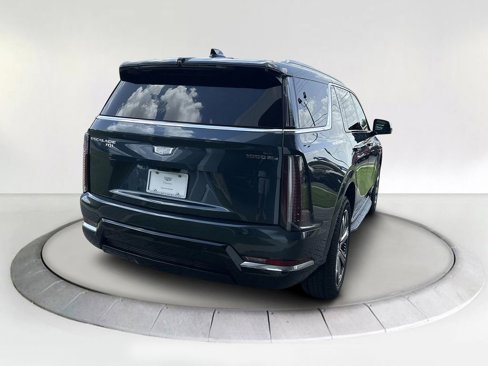 New 2026 Cadillac Escalade IQL Luxury image 5