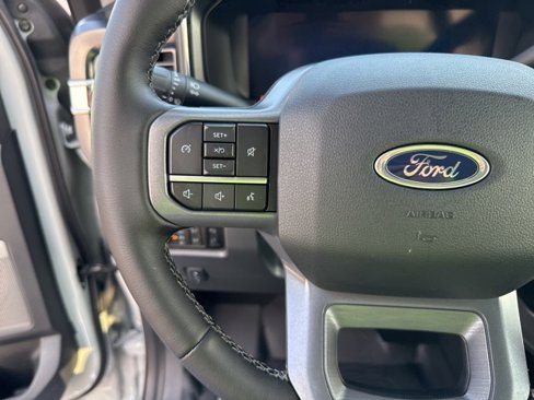 New 2026 Ford F250 Lariat image 15