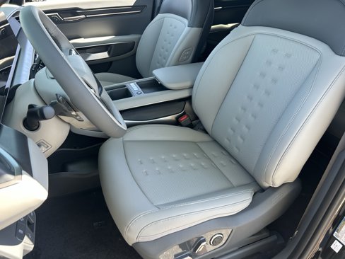 New 2026 Kia EV9 Wind image 18