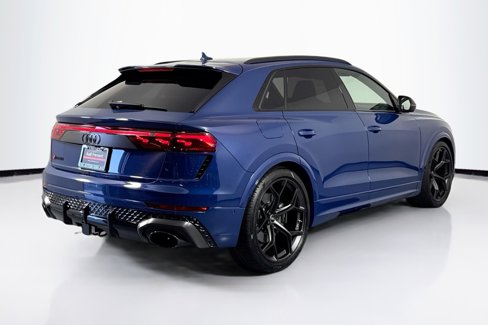 New 2025 Audi RS Q8 performance image 5
