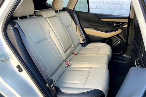 Used 2025 Subaru Outback Limited image 26