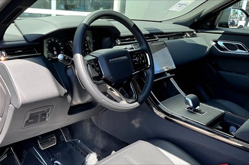 New 2026 Land Rover Range Rover Velar Dynamic SE image 6