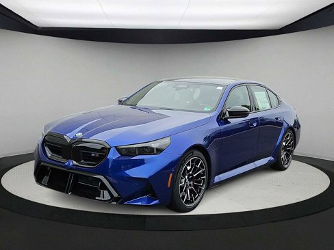 New 2026 BMW M5 w/ Executive Package image 4