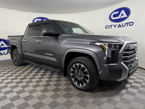 Used 2025 Toyota Tundra Limited image 1