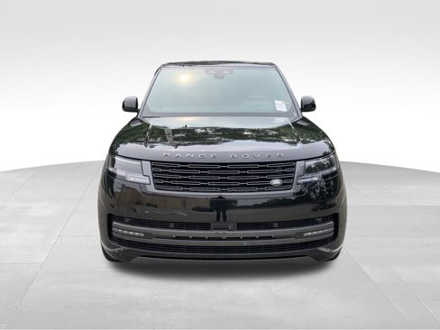 New 2025 Land Rover Range Rover SE image 2