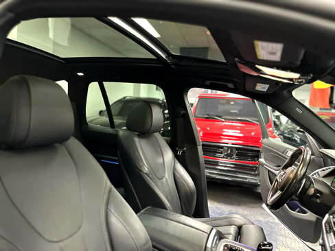 Used 2022 BMW X5 xDrive40i w/ M Sport Package image 34