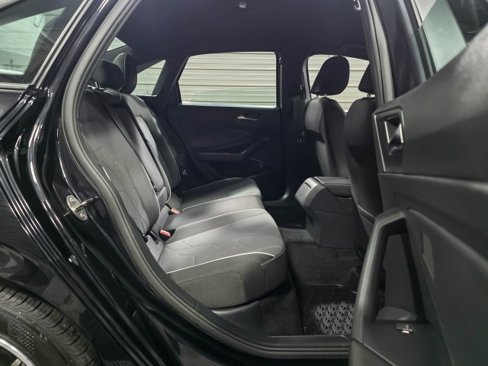 Used 2025 Volkswagen Jetta Sport image 17