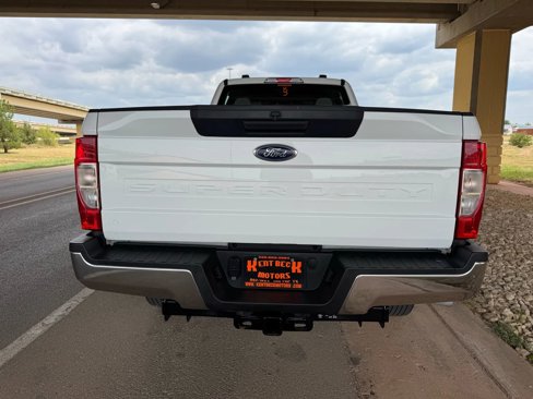 Used 2022 Ford F250 XL w/ Power Equipment Group image 4