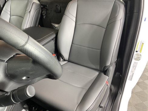 New 2024 RAM 5500 Tradesman image 15