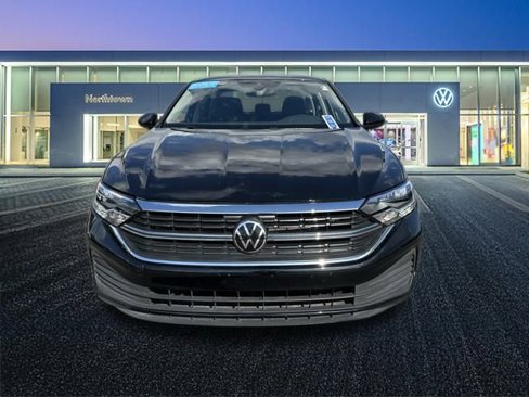 Certified 2024 Volkswagen Jetta S image 9
