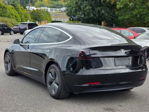 Used 2020 Tesla Model 3 Standard Range Plus image 6