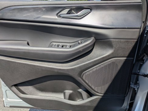 New 2025 Jeep Grand Cherokee L Laredo image 12