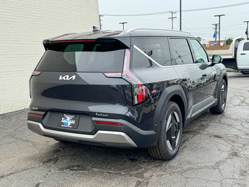 New 2026 Kia EV9 Wind image 5