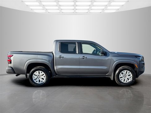 Used 2022 Nissan Frontier SV w/ Technology Package image 8