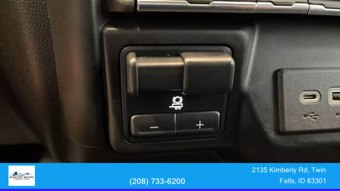 Used 2021 Chevrolet Silverado 1500 Custom Trail Boss w/ LPO, Dark Essentials Package image 28
