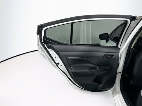 Used 2025 Nissan Versa S w/ Trunk Package image 24