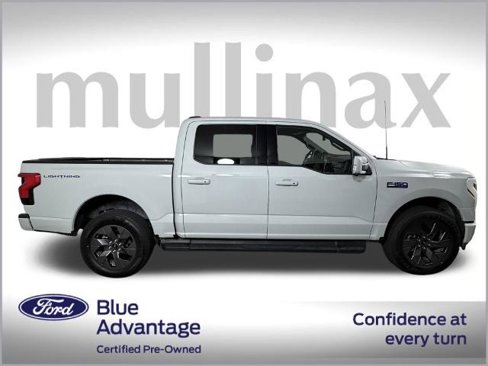 Certified 2024 Ford F150 Lightning Lariat image 4