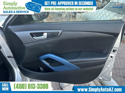 Used 2013 Hyundai Veloster Turbo image 21