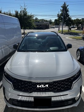 Used 2023 Kia Sorento SX image 4