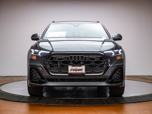 New 2025 Audi Q8 Prestige image 2