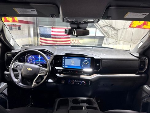 Used 2024 Chevrolet Silverado 1500 LT image 15