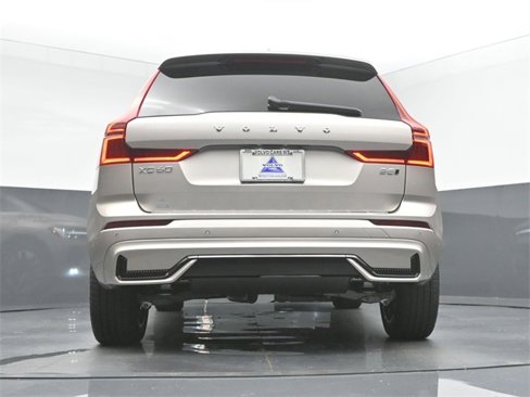 New 2026 Volvo XC60 B5 Plus w/ Protection Package Premier image 43