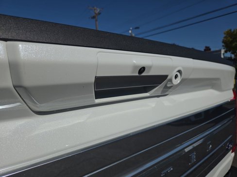 Used 2023 Ford F150 Limited image 11