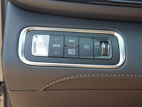 New 2026 Buick Enclave Avenir image 18