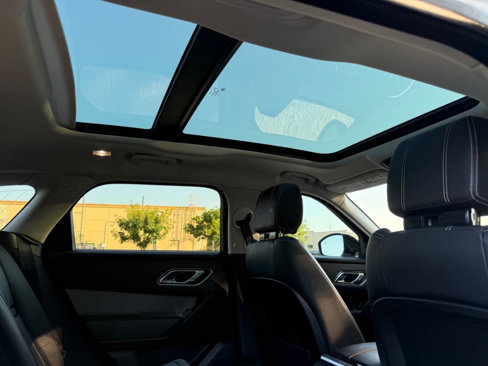 Used 2019 Land Rover Range Rover Velar S image 36
