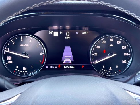 Used 2023 Buick Envision Avenir image 30