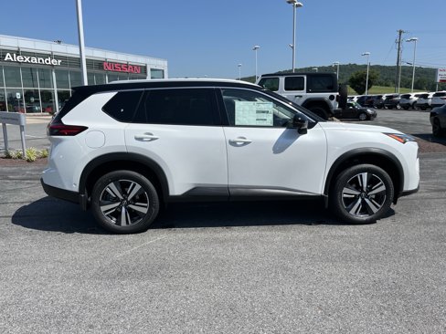 New 2025 Nissan Rogue SL w/ SL Premium Package image 2