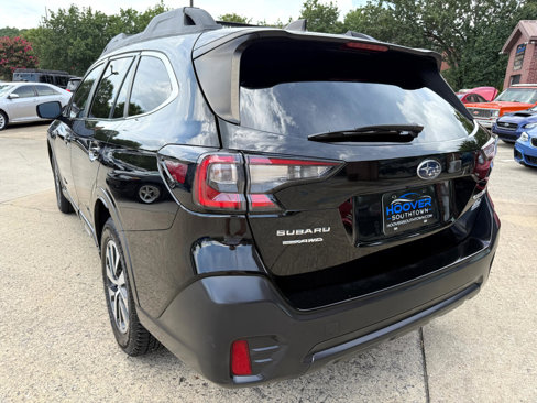 Used 2020 Subaru Outback Premium image 3