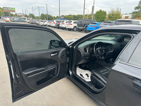Used 2020 Dodge Charger SXT w/ Leather Interior Group image 15