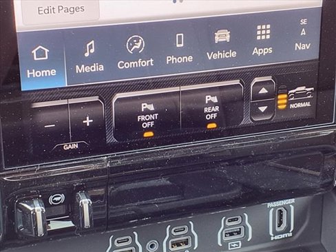 New 2025 RAM 1500 Limited image 19