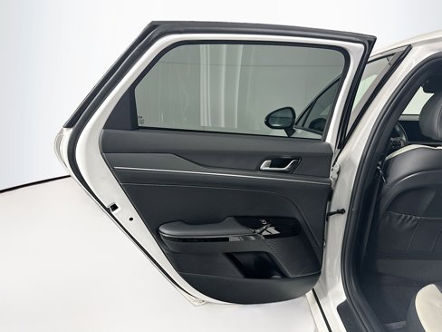 Used 2025 Kia K5 GT-Line image 27