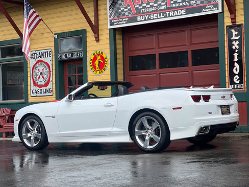 Used 2011 Chevrolet Camaro SS image 16