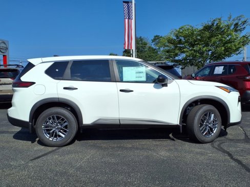 New 2026 Nissan Rogue S image 2