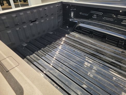 New 2026 GMC Sierra EV Elevation image 12