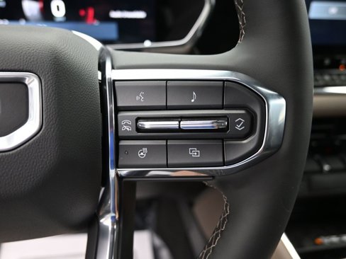 New 2026 GMC Canyon Denali image 23