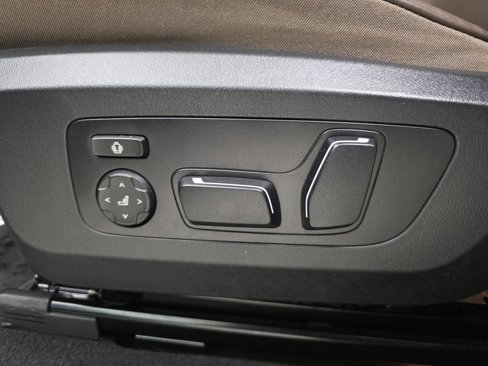 Used 2025 BMW X3 xDrive30i w/ Premium Package image 13