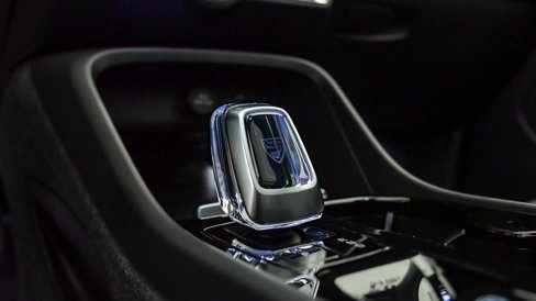 Certified 2025 Volvo XC40 B5 Plus w/ Climate Package image 24