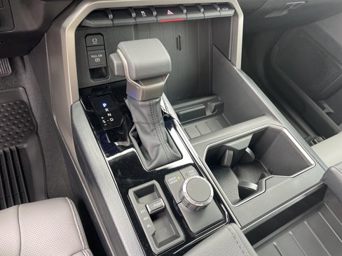 New 2026 Toyota Tundra SR5 image 9