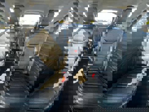 Used 2024 Ford Explorer Limited image 38