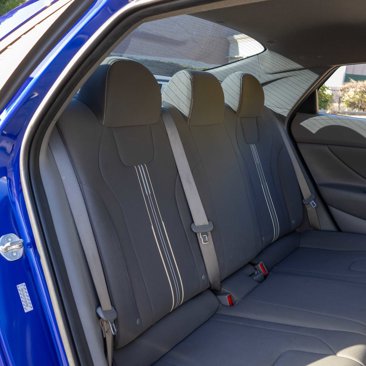 Used 2023 Hyundai Elantra SEL w/ Convenience Package image 19