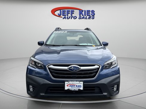 Used 2022 Subaru Outback Premium image 3