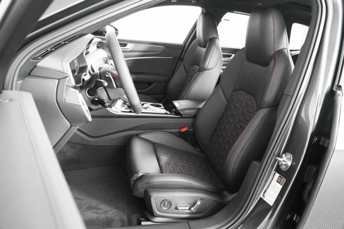 New 2025 Audi RS 6 performance image 22