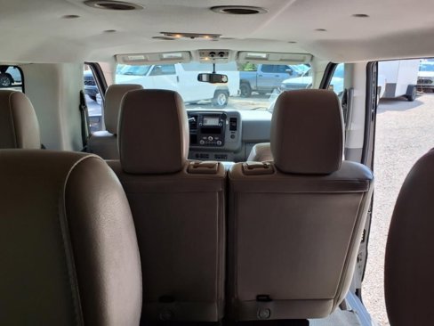 Used 2018 Nissan NV 3500 SL image 14